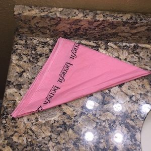 Benefit Bandana Pink